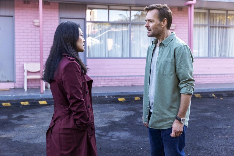 Joyce (Ra Chapman), Martin (Will Forte) – Bild: Jungle Entertainment Pty Ltd /​ Stan Entertainment Pty Ltd /​ Screen Australia /​ Lisa Tomasetti