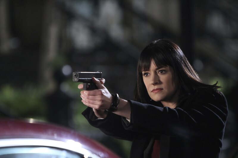 In Washington D.C. werden in einer Nacht mehrere Familien getötet. Die Polizei bittet das BAU-Team um Prentiss (Paget Brewster) um Hilfe … – Bild: American Broadcasting Companies, Inc. /​ Adam Larkey