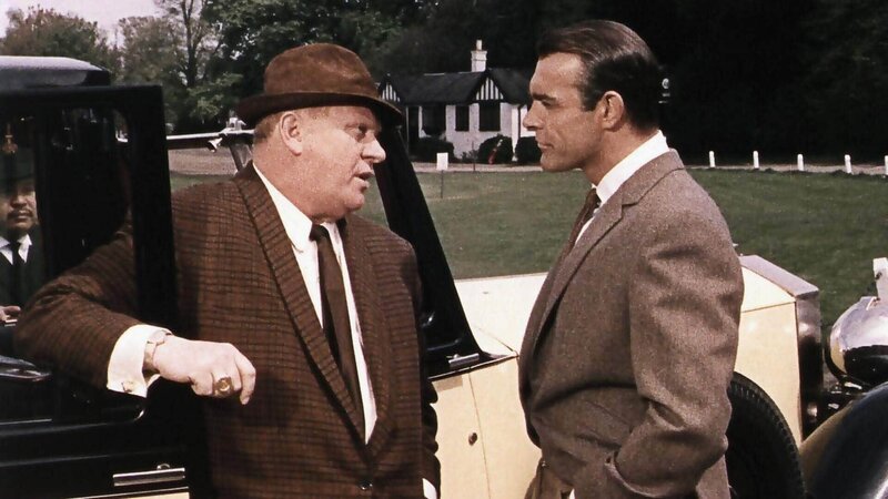 Gert Fröbe, Sir Sean Connery – Bild: TVNOW