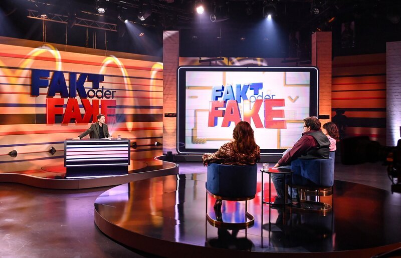 v.li.: Clemens Maria Schreiner, Barbara Karlich, Christoph Krutzler, Eva Marold – Bild: ORF/​Hans Leitner