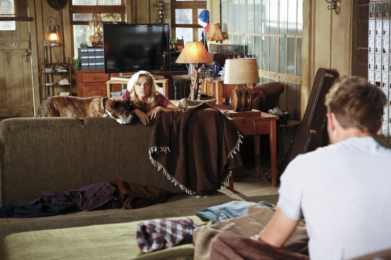 Tansy veranlasst Wade dazu, an seine Zukunft zu denken … – Bild: Warner Brothers