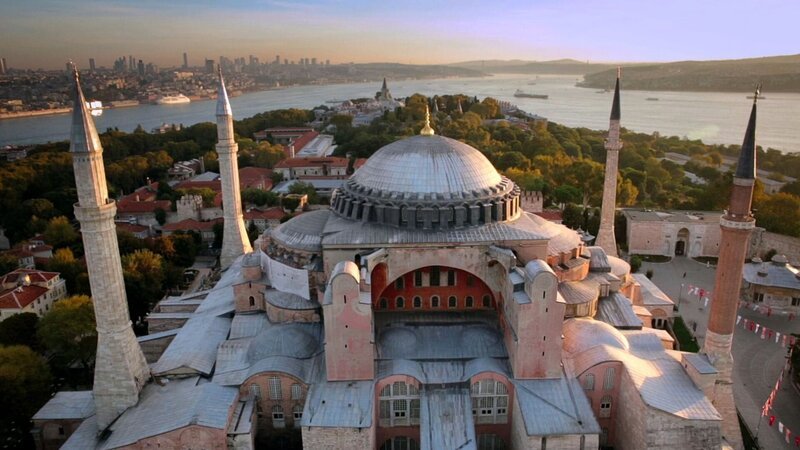 Die im 6. Jahrhundert errichtete Basilika Hagia Sophia ist eine der eindrucksvollsten Bauten, die je vom Menschen geschaffen wurde. – Bild: Arte