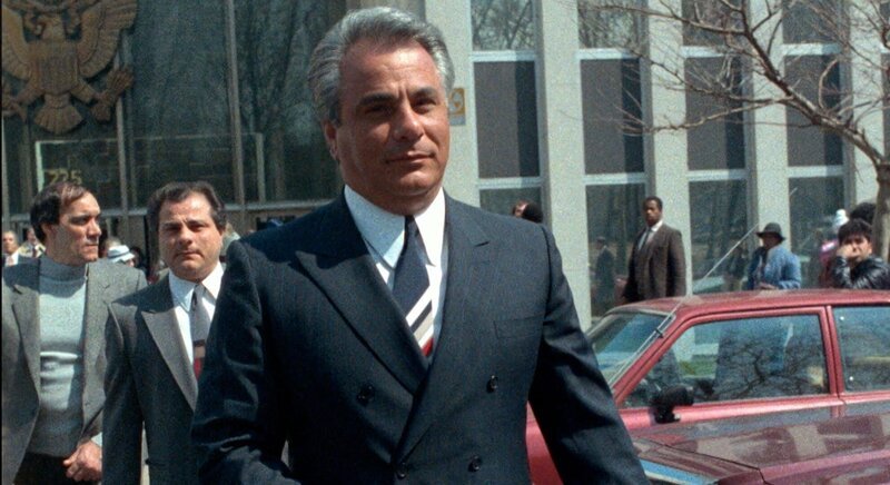 Explore five powerful New York Mafia families, who ran organized crime in America. – Bild: AETN /​ A&E Television Networks