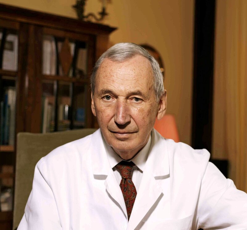 Johannes Huber - Facharzt für Gynäkologie und Stoffwechselstörungen. – Bild: ORF/​Markus Voglauer