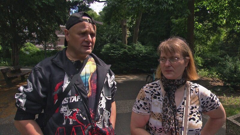 Jessica und Olaf sind immer noch im Hochzeitsrausch. – Bild: RTLZWEI