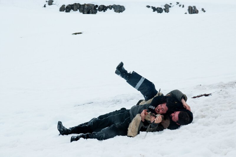 On left: Yuri (Emil Hostina). – Bild: Distributed by Sky Vision. A Tiger Aspect Production/​Fifty Fathoms Production