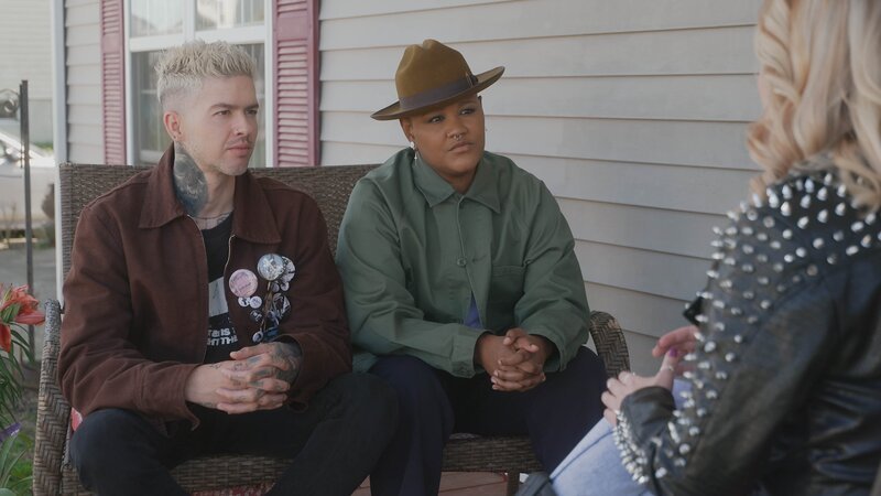 Travis Mills, Rahne Jones – Bild: Paramount