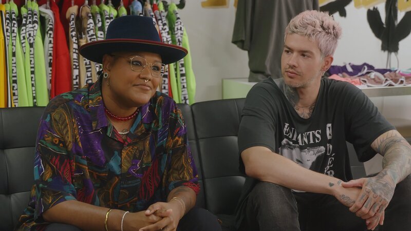 Rahne Jones, Travis Mills – Bild: Paramount