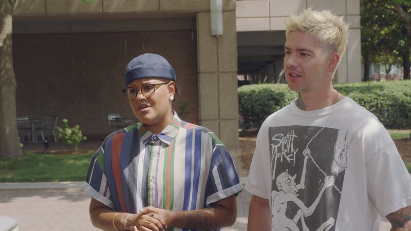 Rahne Jones, Travis Mills – Bild: Paramount