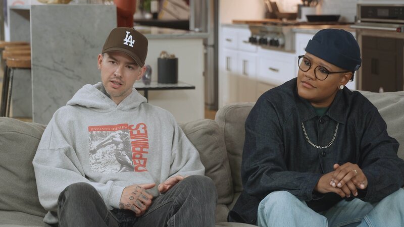 Travis Mills, Rahne Jones – Bild: Paramount