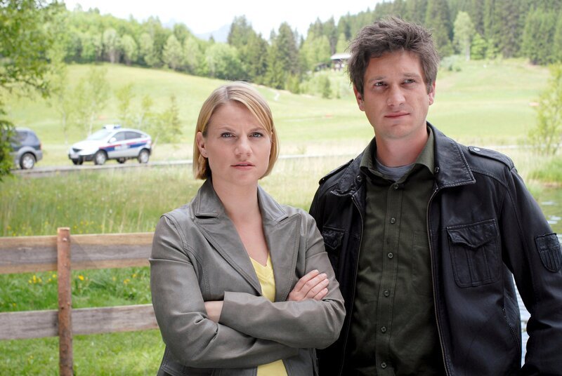 Kristina Sprenger (Karin Kofler), Andreas Kiendl (Klaus Lechner). – Bild: ORF/​BEO-Film/​Bernd Schul