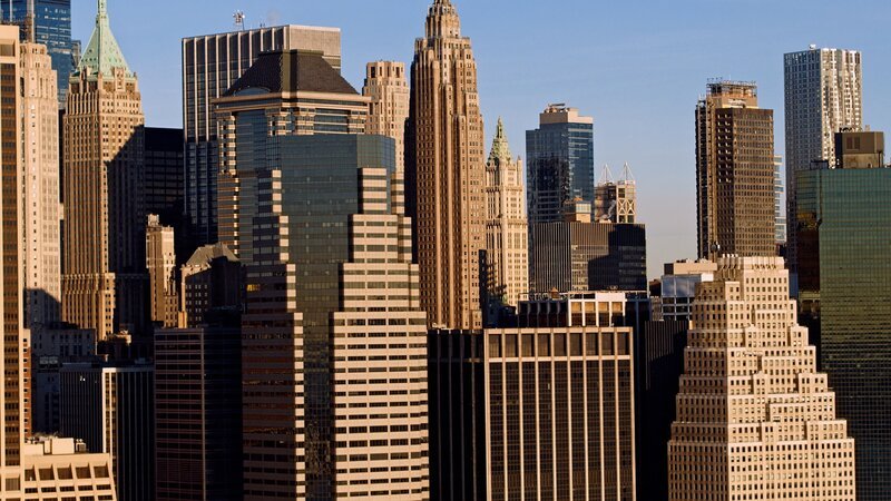 Ikonisch: Die Wolkenkratzer von Manhattan. Architekten auf der ganzen Welt streben in die Höhe. – Bild: Off the Fence /​ ZDF