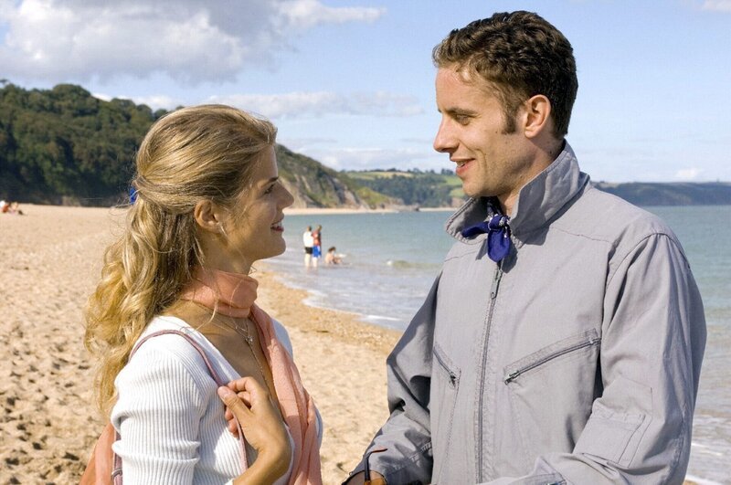 Amy (Annekathrin Bach) und Robin (Alexander Sternberg) haben sich viel zu erzählen. – Bild: ORF/​ZDF/​Jon Ailes