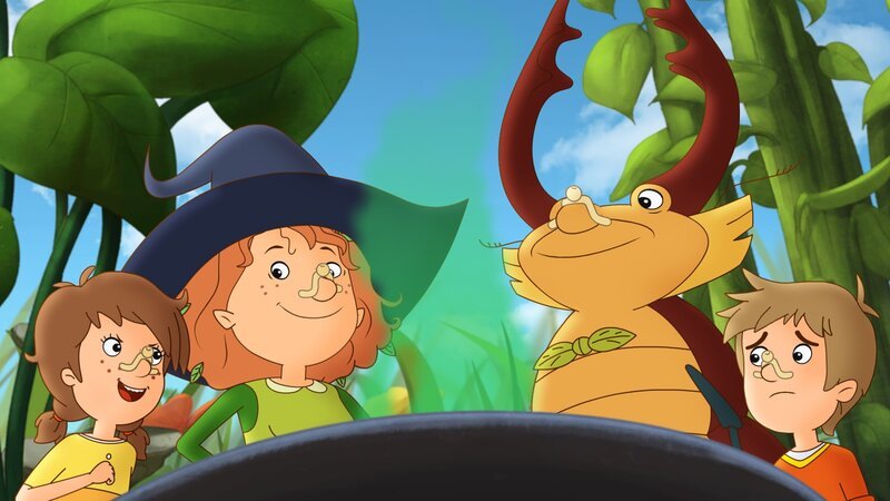 Petronella und ihre Freunde brauen eine stinkende Überraschung für Dornwald zusammen. – Bild: ZDF/​Akkord Film/​Bastei Lübbe AG