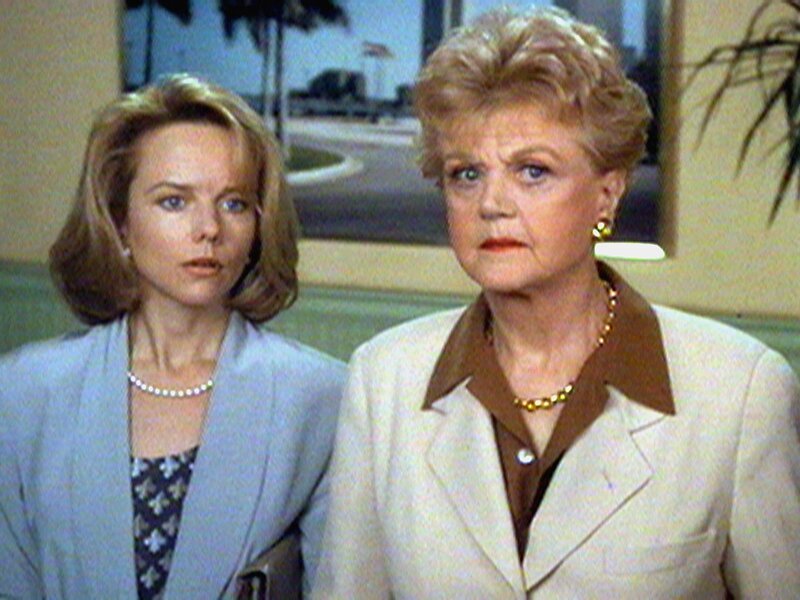 Jessica (Angela Lansbury, re.) lernt Laura Callan (Linda Purl) kennen. – Bild: Sat.1 Gold