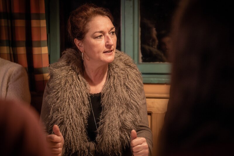 Ursula Weber, professionelle Geschichtenerzählerin – Bild: ServusTV /​ Bilderfest