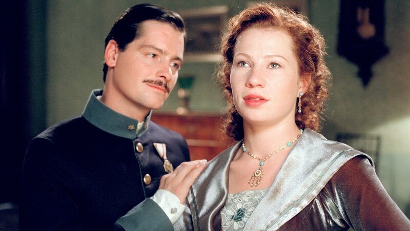 Fritz Karl, Birgit Minichmayr. – Bild: ZDF und ORF/​Petro Domenigg