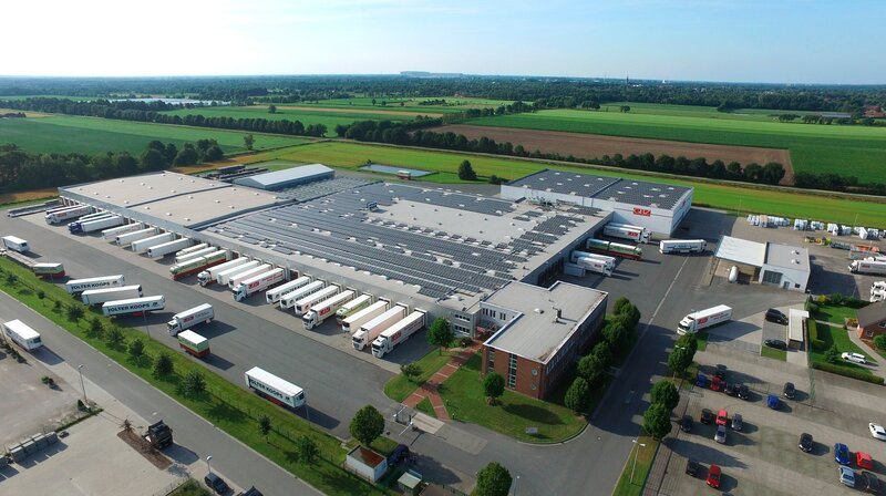 Gartenbauzentrale Papenburg. Innerhalb von 24 Stunden ist die Ware in ganz Deutschland, in 48 Stunden in Europa ausgeliefert. Weitere Fotos erhalten Sie auf Anfrage. – Bild: NDR/​mm-tv GmbH