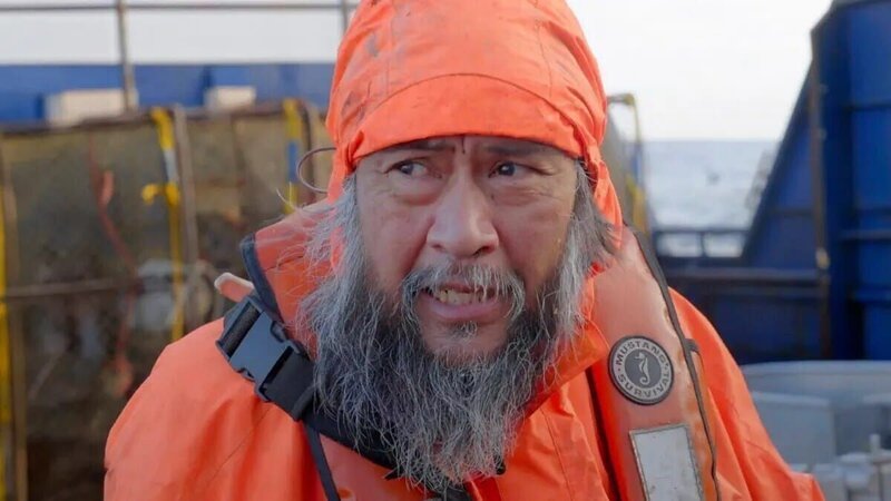 Mac, a deckhand of Titan Explorer. – Bild: Warner Bros. Discovery