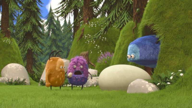 Strit findet heraus, dass Wald-Kühe größere Eier haben. – Bild: NDR/​Copenhagen Bombay Rights