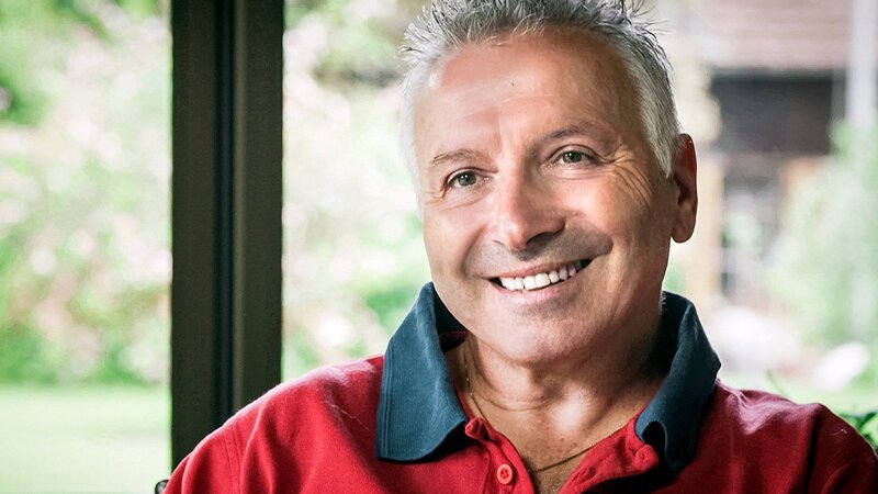 Hinter den Hecken Fuchsiengarten in Neuenhof AG Staffel 1, Episode 5 – Bild: SRF1