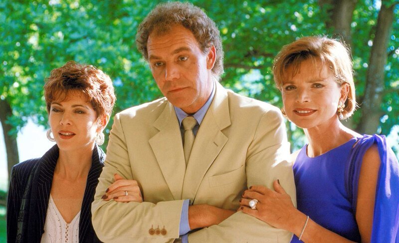 „Fröhliche Chaoten“. Im Bild (v.li.): Anja Kruse, Christian Kohlund, Uschi Glas. – Bild: ORF