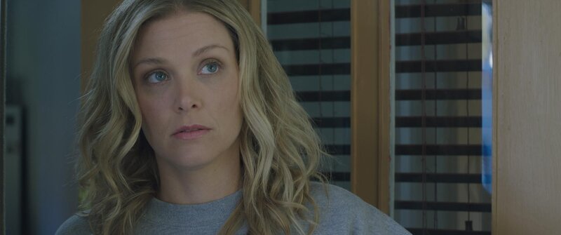 Julie (M.J. Brackin) – Bild: The Weight, LLC