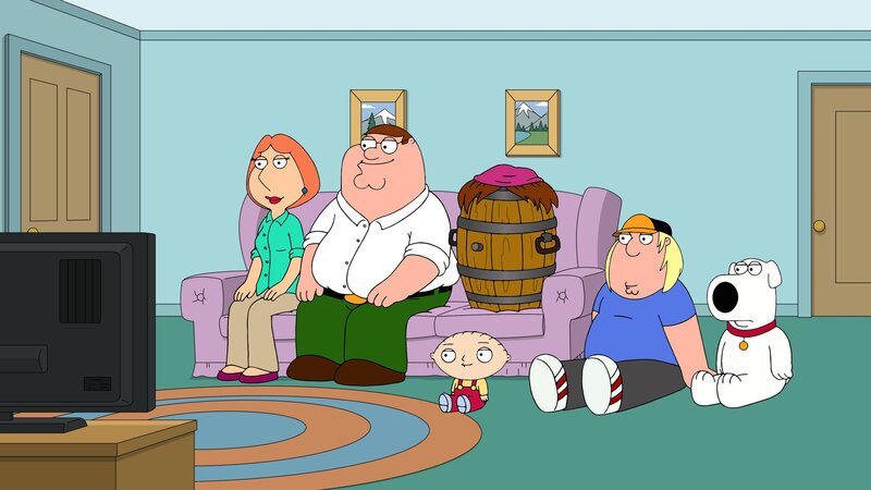 (v.l.n.r.) Lois Griffin; Peter Griffin; Stewie Griffin; Chris Griffin; Stewie Griffin – Bild: © 2020⁠–⁠2021 Twentieth Century Fox Film Corporation. All rights reserved