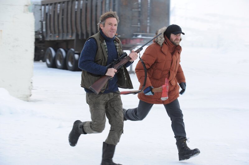On left: Michael Lennox (Dennis Quaid). – Bild: Steffan Hill