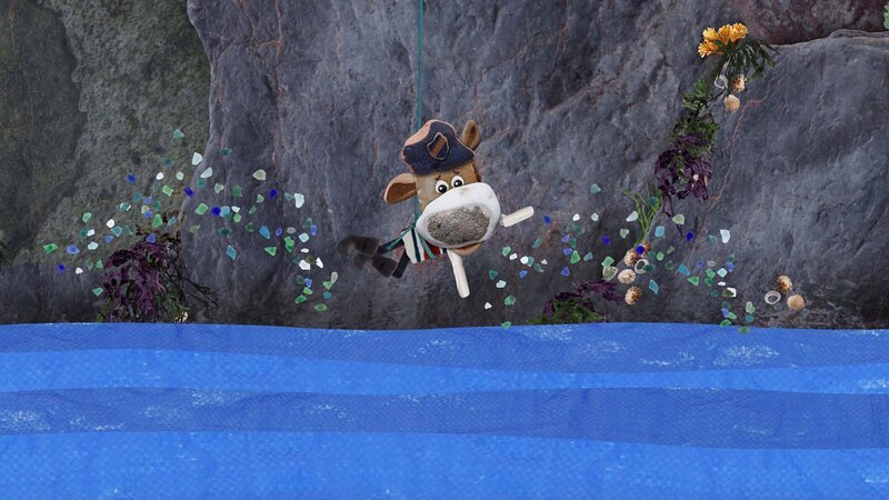 Auf der Suche nach dem goldenen Seegras gerät Salty in Not. – Bild: KiKA/​Sixteen South