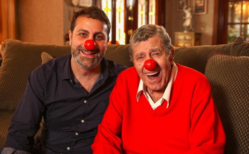  Regisseur Gregory Monro und Jerry Lewis: mehr als nur der Tollpatsch vom Dienst. – Bild: ORF/​Arte/​French Connection Films