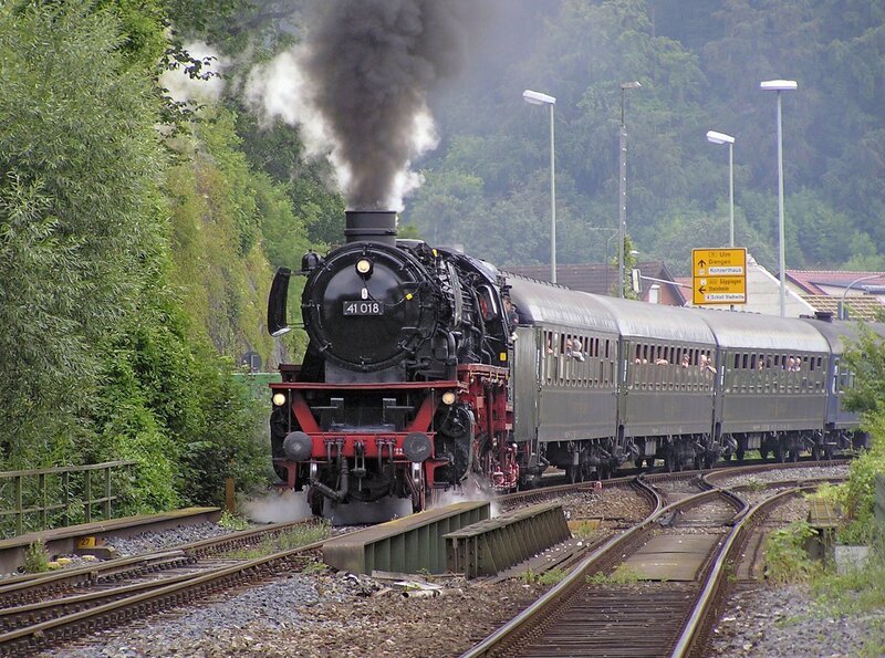 Sonderzug kurz vor Göppingen. – Bild: SWR/​Scheuble