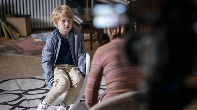 Kevin (Karlsson Ausberg) – Bild: RTL /​ MOOVIE /​ Stephan Rabold