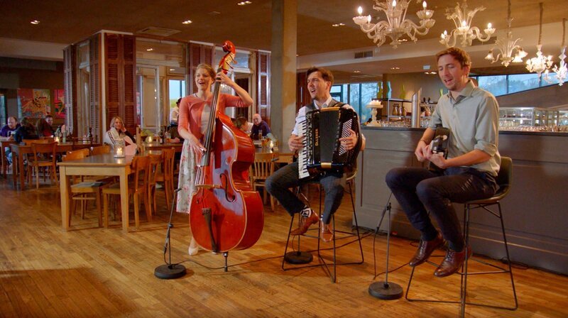 Die Gruppe Reiwas. – Bild: BR/​Moritz Kipphardt/​Volker Gabriel/​Daniel Delbeck/​Odwin von Wurmb