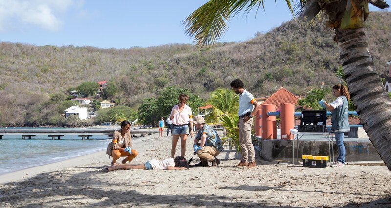 Sonia Rolland, Beatrice De la Boulaye, Julien Beramis, Valentin Papoudof – Bild: Matthieu Guitteaud/​FTV/​Federation Entertainment
