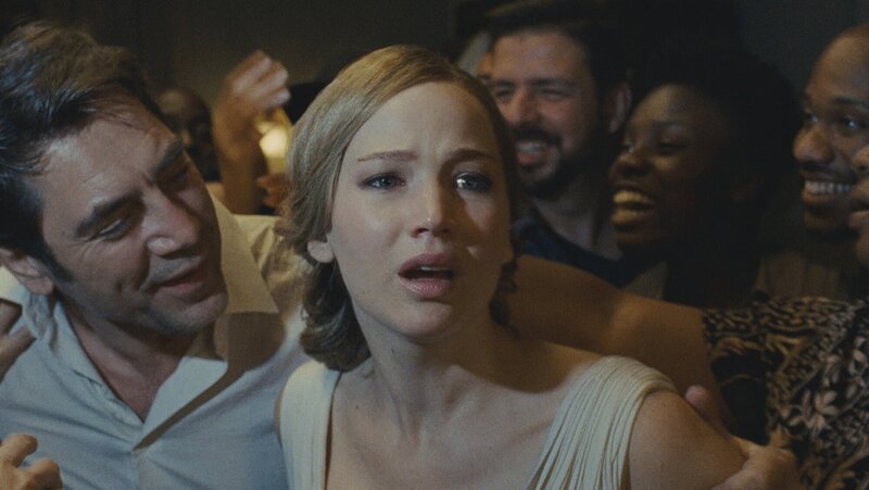 Him (Javier Bardem, l.); Mother (Jennifer Lawrence, Mitte) – Bild: Paramount Pictures