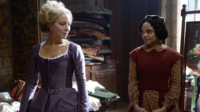 Elizabeth Haverford (Anastasia Griffith, l.), Sara Freeman (Tessa Thompson, r.). – Bild: AXN Black