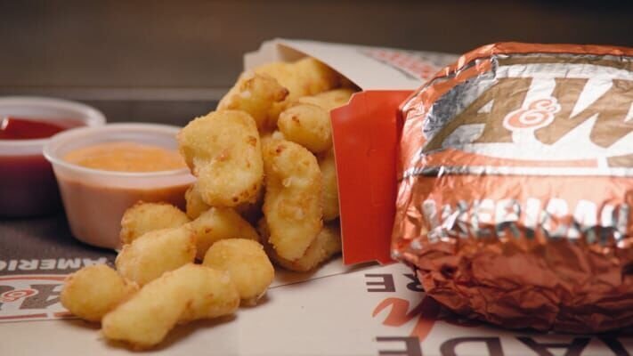 Frittierter Käsequark – Bild: Telefónica de España/​National Geographic