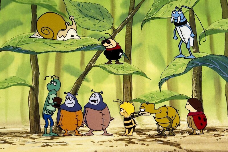 Die anderen Wiesenbewohner bitten den Ameisenbär, das Singen und Geige-Spielen zu unterlassen. – Bild: ORF/​ZDF/​Apollo-Film