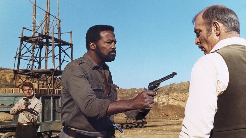 Billy (Lee Van Cleef, r.), Ben (Antonio Sabàto l.) und Al (Al Hoosman, M.) steuern unaufhaltsam auf eine gefährliche Konfrontation zu. Wird die Gerechtigkeit obsiegen – oder zerbricht die Freundschaft an der Habgier? – Bild: Sancrosiap S.p.A. und Beta Film