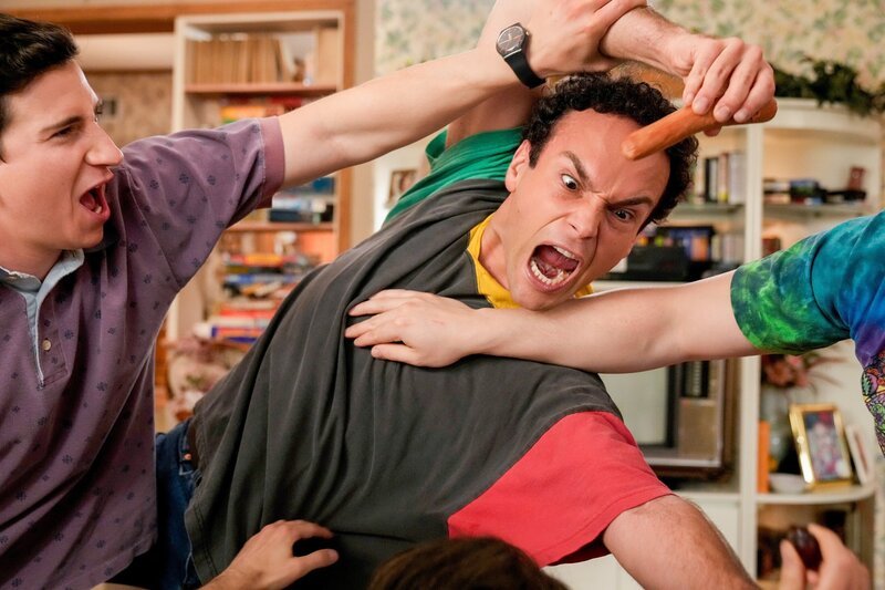 Geoff SChwartz (Sam Lerner, l.); Barry Goldberg (Troy Gentile, r.) – Bild: ORF/​Sony Pictures/​ABC/​Scott Everett White