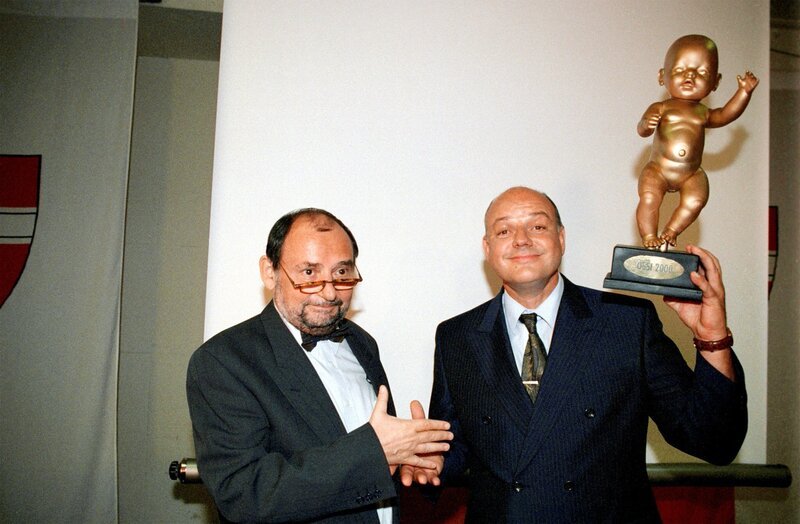 (v.li.): Manfred Schmidt (Sektionschef), Wolfgang Böck (Obersenatsrat). – Bild: ORF 1