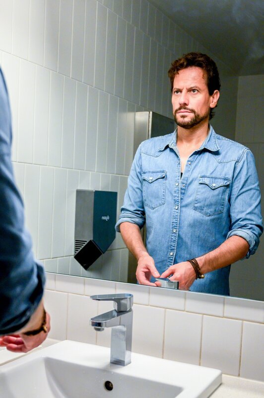 Ioan Gruffudd (Dr. Daniel Harrow). – Bild: ORF/​Disney/​ABC/​Scott Belzner