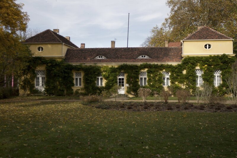 Gartendirektion von Schloss Sanssouci – Bild: ZDF/​SWR/​Schmidt&Paetzel Fernsehfilme