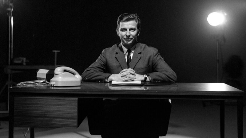 Dr. Hugo Portisch im Studio. – Bild: ORF