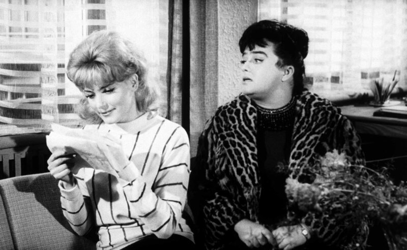  Ann Smyrner (li.), Trude Herr. – Bild: ORF