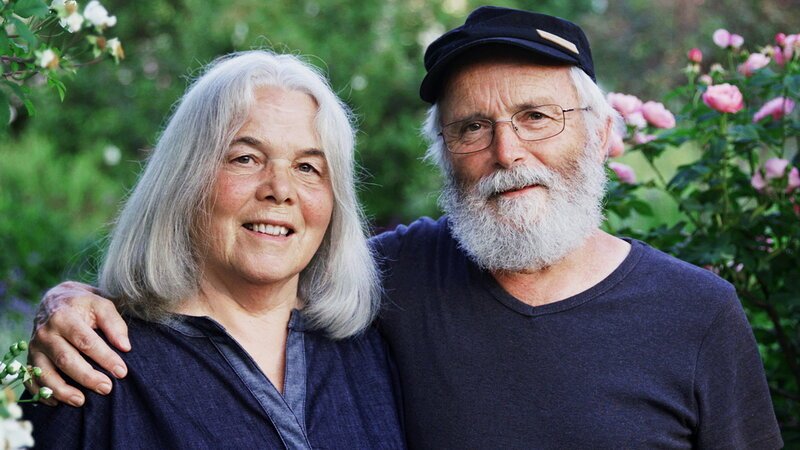 Hinter den Hecken
Naturgarten in Wuppenau TG
Staffel 1, Episode 9
Margrit Gähler und Franz Bilger haben auf dem elterlichen Bauernhof einen Naturgarten eingerichtet – Bild: SRF1