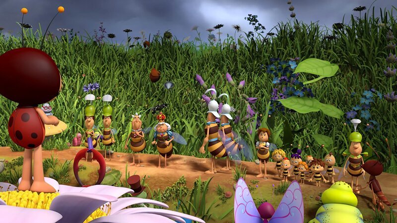 Die Prozession der Bienenkönigin. – Bild: ZDF/​Studio100 Animation