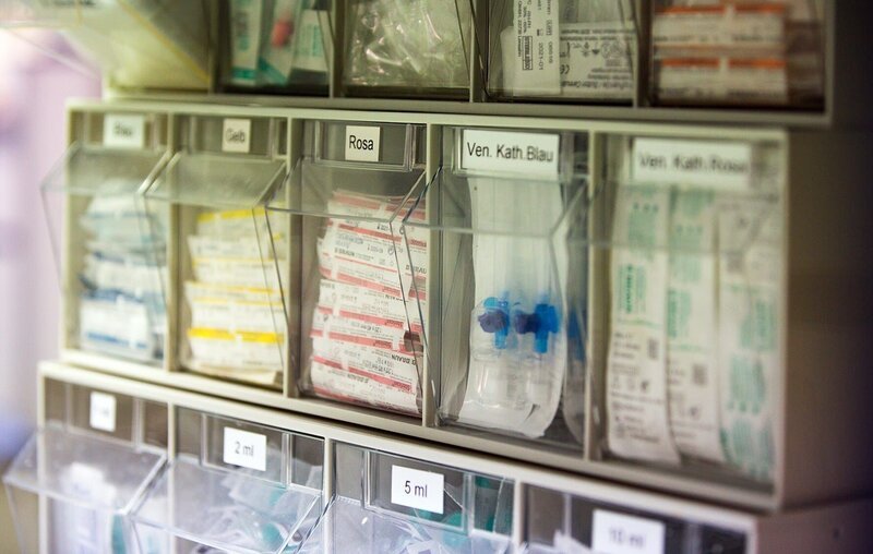 In „Hautnah: Die Tierklinik“ kämpfen die Tierärzte jeden Tag um ihre tierischen Patienten und das Wohlergehen ihrer Besitzer. – Bild: MG RTL D