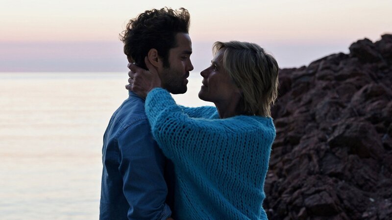 Wo die Liebe hinfällt: Max Befort als Julien und Karoline Eichhorn als Kristin – Bild: SRF /​ SRF/​ZDF/​Christiane Pausch